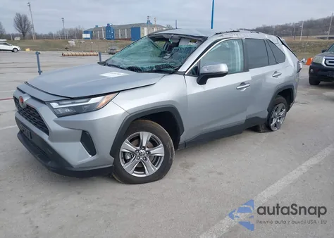 2024 Toyota Rav4 Xle z USA, uszkodzony, nr VIN 2T3P1RFVXRW422840
